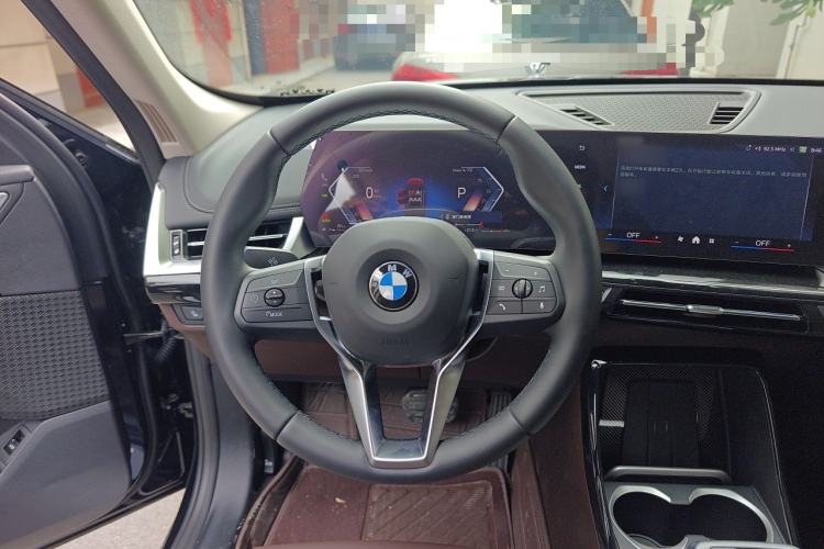 Used BMW X1 2024 sDrive25Li X Design Package Steering Wheel