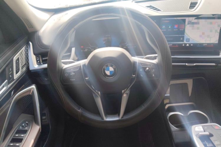 Used BMW X1 2024 sDrive25Li X Design Package Steering Wheel