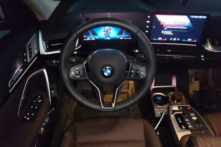 Used BMW X1 2024 sDrive25Li X Design Package Steering Wheel
