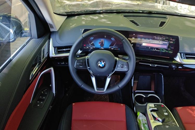 Used BMW X1 2024 sDrive25Li X Design Package Steering Wheel