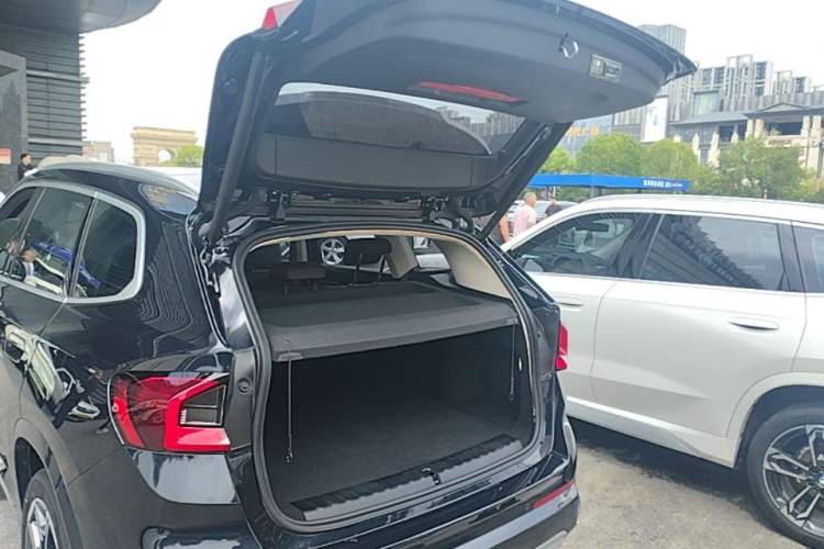 Used BMW X1 2024 sDrive25Li X Design Package Trunk