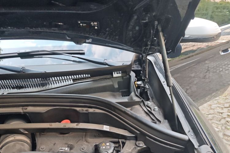 Used BMW X1 2024 sDrive25Li X Design Package Engine Bay Left