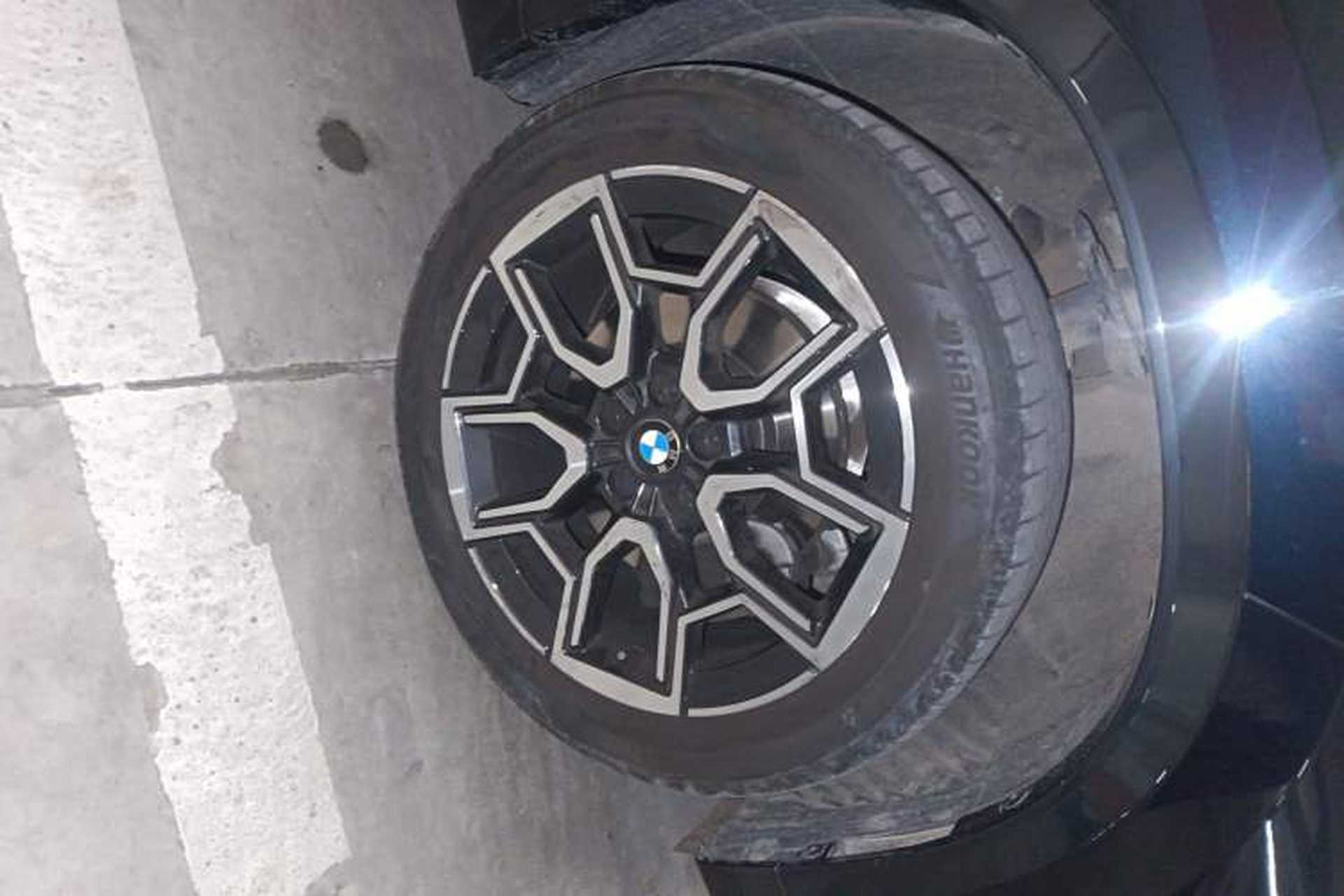 Used BMW X1 2024 sDrive25Li X Design Package Right Front Wheel Hub