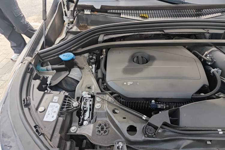 Used BMW X1 2024 sDrive25Li X Design Package Engine Bay Right