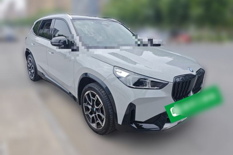 Used BMW X1 2024 sDrive25Li X Design Package Front Right 45 Deg