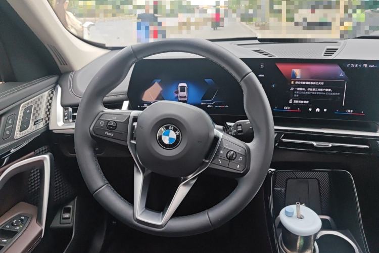 Used BMW X1 2024 sDrive25Li X Design Package Steering Wheel
