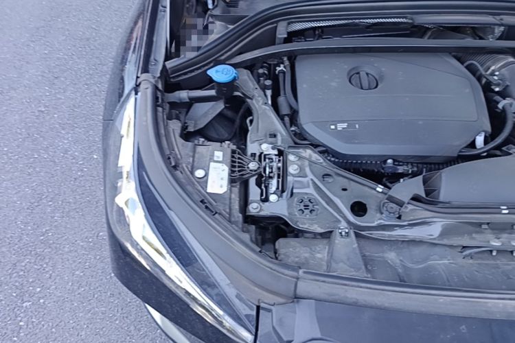 Used BMW X1 2024 sDrive25Li X Design Package Engine Bay Right
