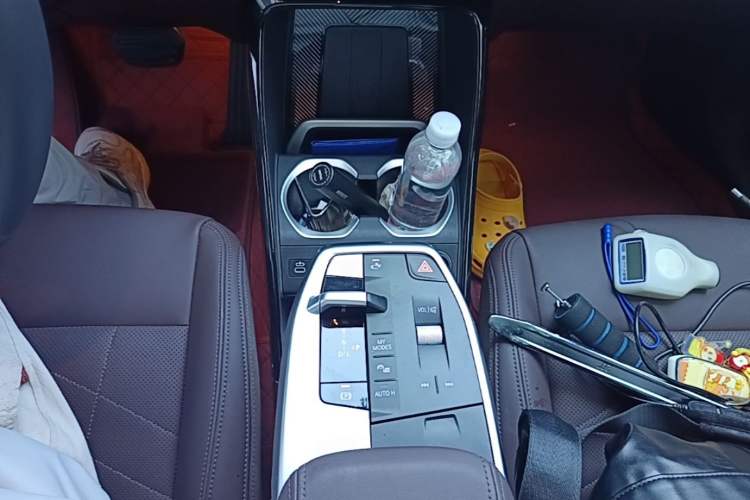 Used BMW X1 2024 sDrive25Li X Design Package Gear Lever