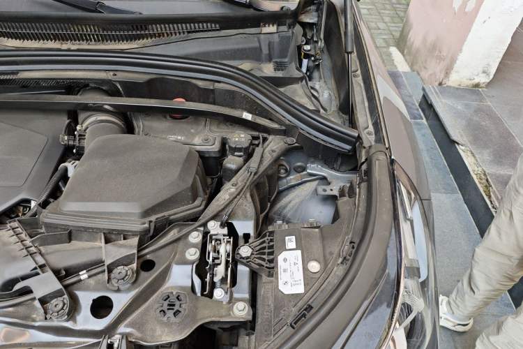Used BMW X1 2024 sDrive25Li M Sport Package Engine Bay Left