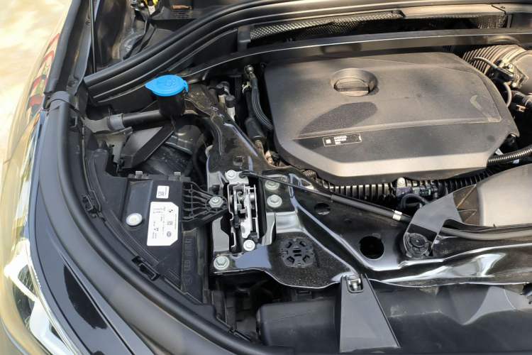 Used BMW X1 2024 sDrive25Li M Sport Package Engine Bay Right