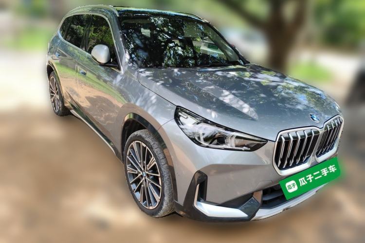 Used BMW X1 2024 sDrive25Li X Design Package Front Right 45 Deg