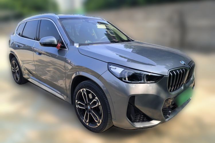 Used BMW X1 2024 sDrive25Li M Sport Package Front Right 45 Deg