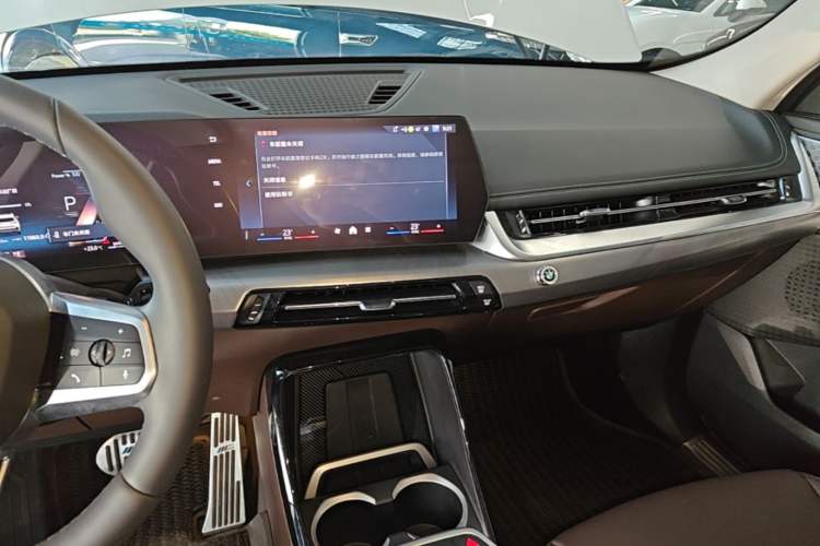 Used BMW X1 2024 sDrive25Li M Sport Package Audio And AC Panel