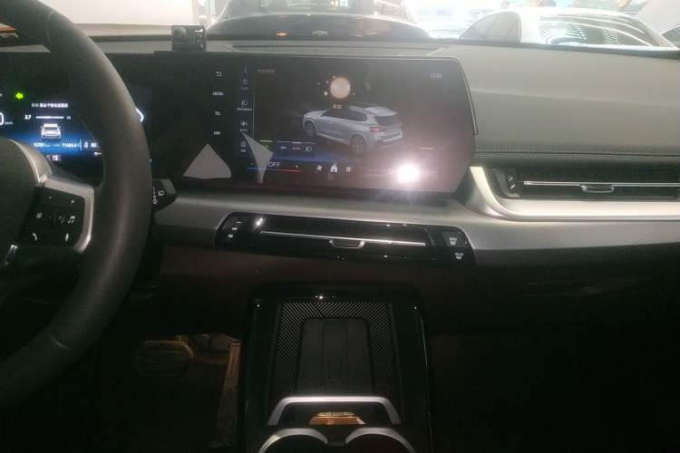 Used BMW X1 2024 sDrive25Li M Sport Package Audio And AC Panel