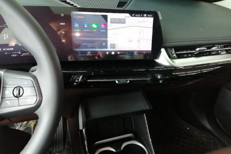 Used BMW X1 2024 sDrive25Li X Design Package Audio And AC Panel