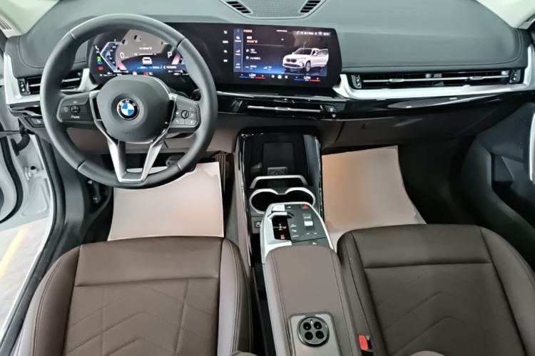 Used BMW X1 2024 sDrive25Li X Design Package Center Console