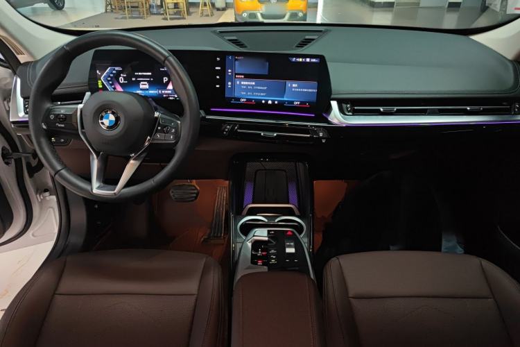 Used BMW X1 2024 sDrive25Li X Design Package Center Console