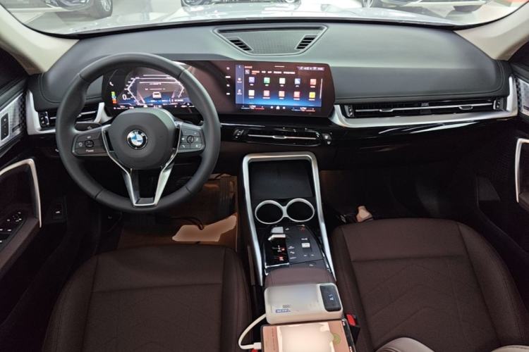 Used BMW X1 2024 sDrive25Li X Design Package Center Console