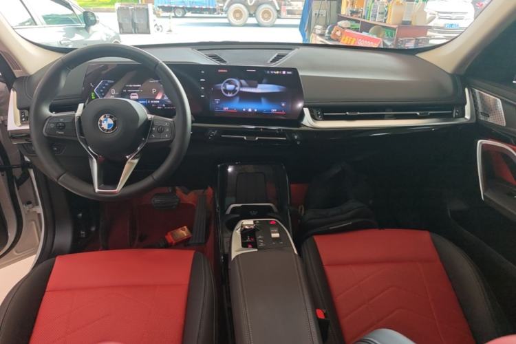 Used BMW X1 2024 sDrive25Li X Design Package Center Console