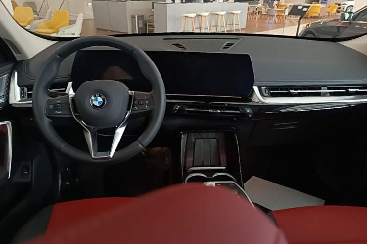 Used BMW X1 2024 sDrive25Li X Design Package Center Console