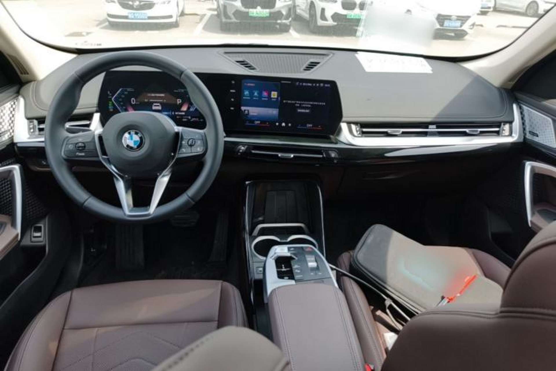 Used BMW X1 2024 sDrive25Li X Design Package Center Console
