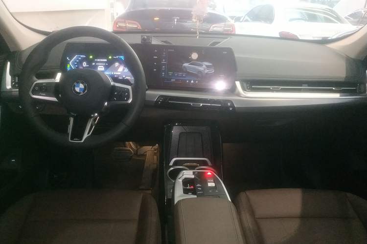 Used BMW X1 2024 sDrive25Li M Sport Package Center Console
