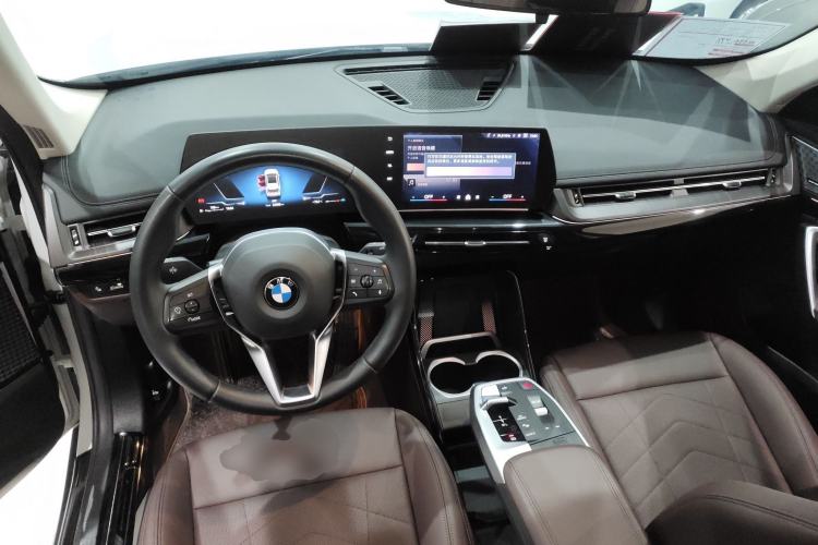 Used BMW X1 2024 sDrive25Li X Design Package Center Console