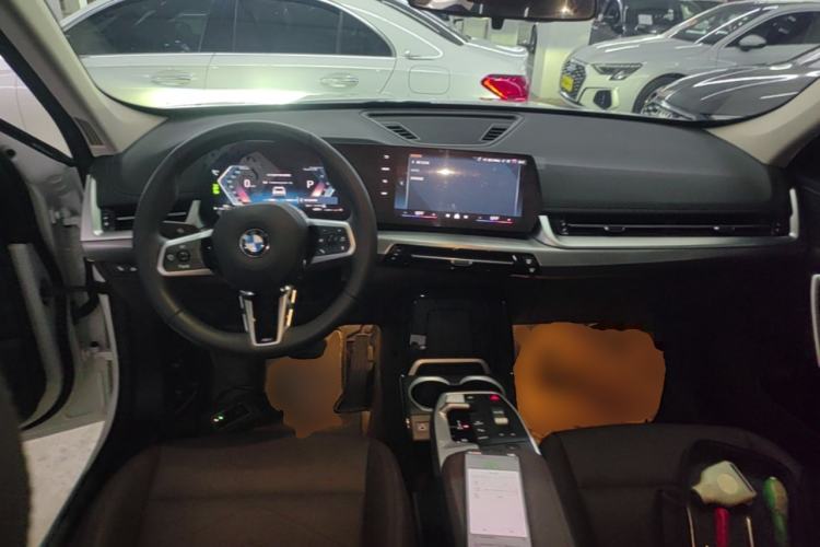 Used BMW X1 2024 sDrive25Li M Sport Package Center Console