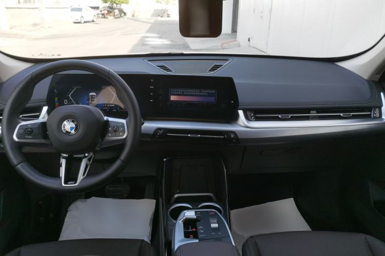 Used BMW X1 2024 sDrive25Li M Sport Package Center Console