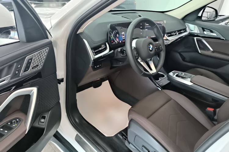 Used BMW X1 2024 sDrive25Li X Design Package Driver Seat