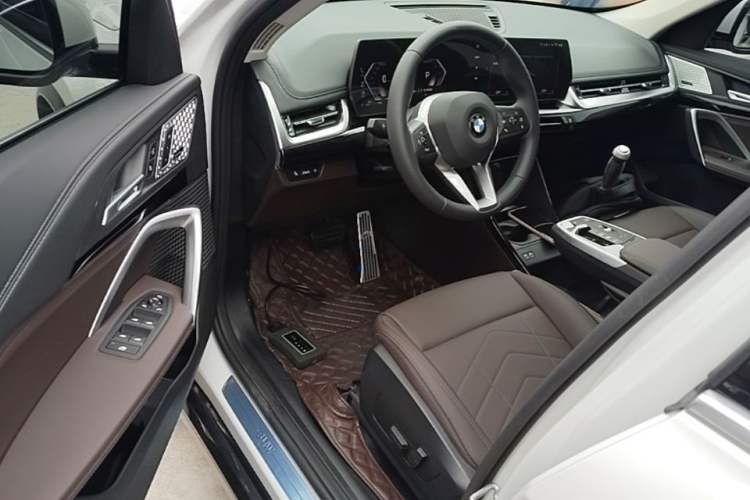 Used BMW X1 2024 sDrive25Li X Design Package Driver Seat