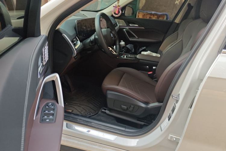 Used BMW X1 2024 sDrive25Li M Sport Package Driver Seat