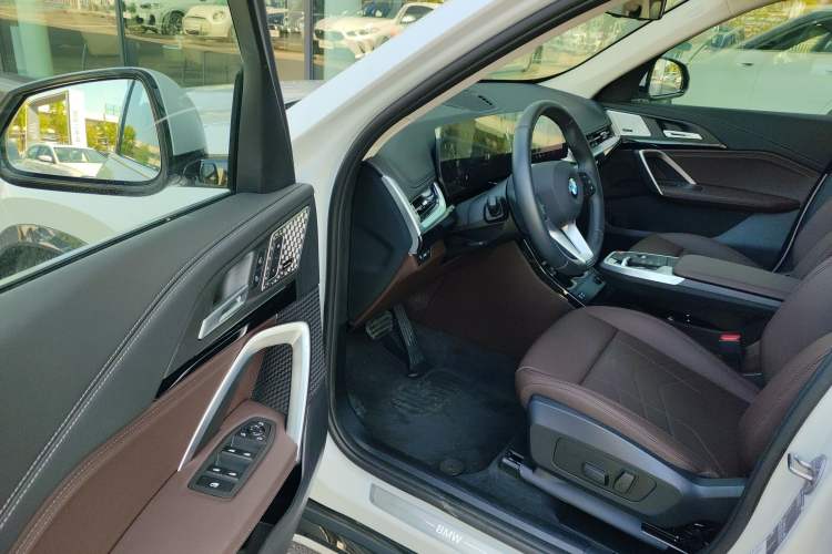 Used BMW X1 2024 sDrive25Li X Design Package Driver Seat