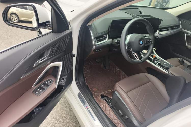Used BMW X1 2024 sDrive25Li M Sport Package Driver Seat