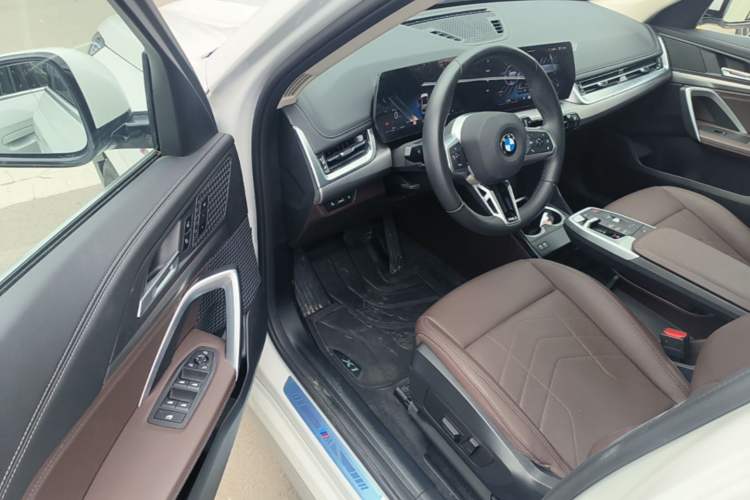 Used BMW X1 2024 sDrive25Li M Sport Package Driver Seat