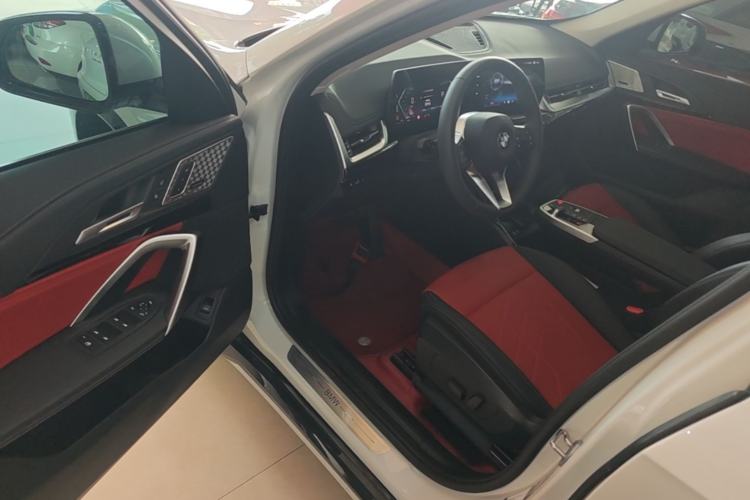 Used BMW X1 2024 sDrive25Li X Design Package Driver Seat