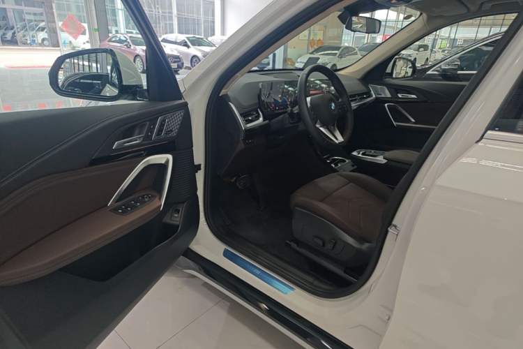 Used BMW X1 2024 sDrive25Li X Design Package Driver Seat