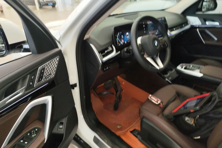 Used BMW X1 2024 sDrive25Li X Design Package Driver Seat