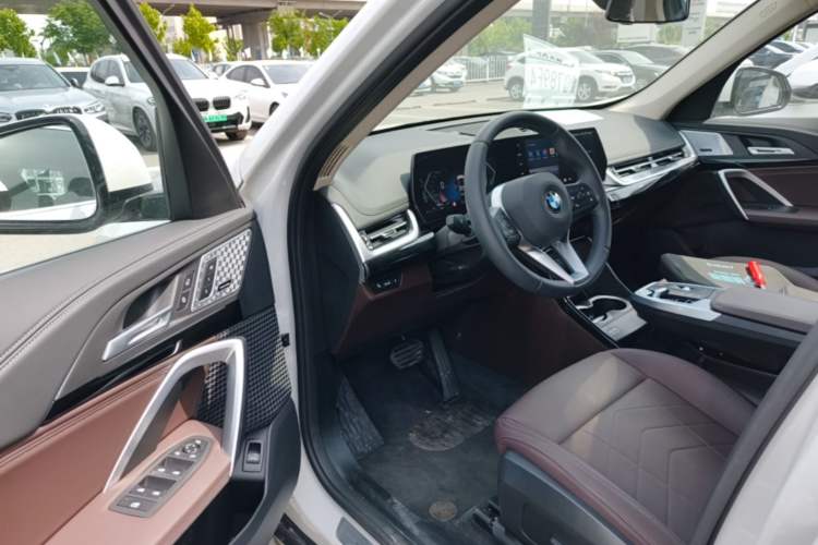 Used BMW X1 2024 sDrive25Li X Design Package Driver Seat