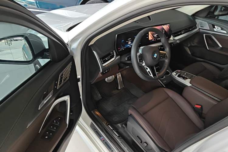 Used BMW X1 2024 sDrive25Li M Sport Package Driver Seat