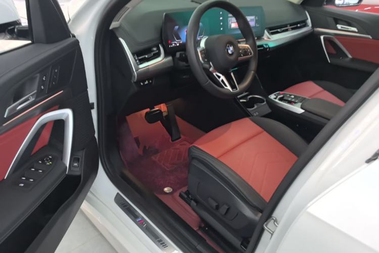 Used BMW X1 2024 sDrive25Li M Sport Package Driver Seat