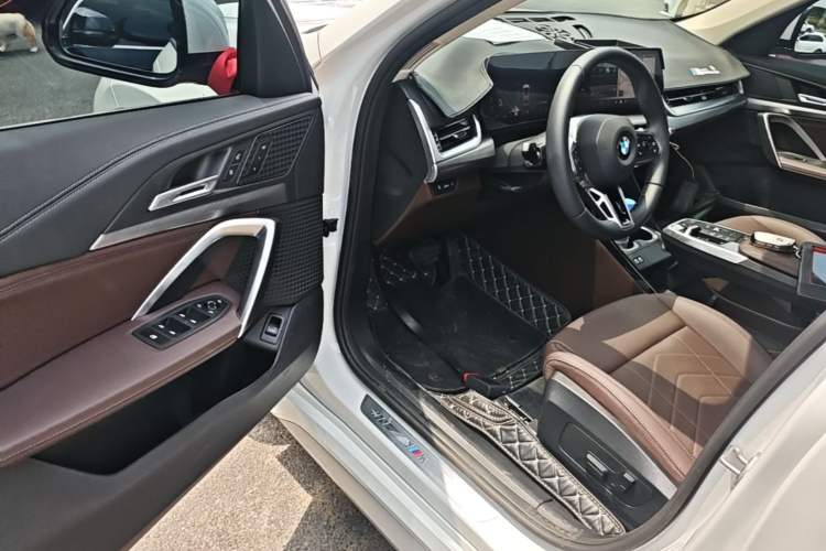 Used BMW X1 2024 sDrive25Li M Sport Package Driver Seat