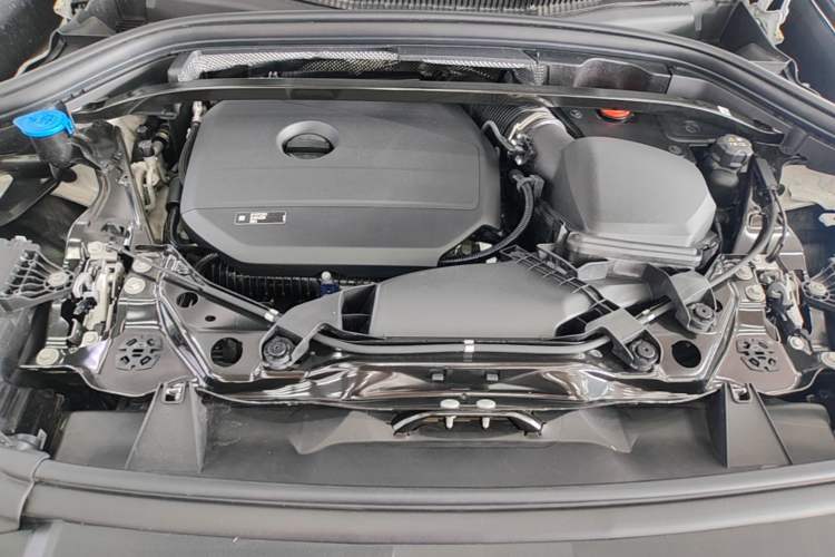 Used BMW X1 2024 sDrive25Li X Design Package Engine Bay