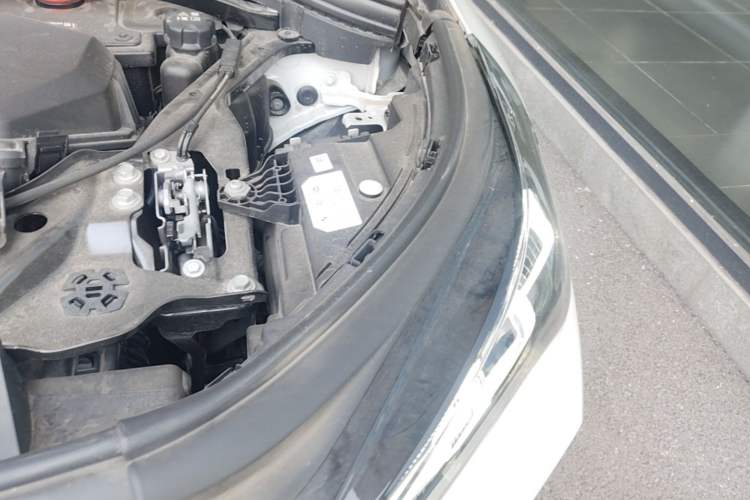 Used BMW X1 2024 sDrive25Li M Sport Package Engine Bay Left
