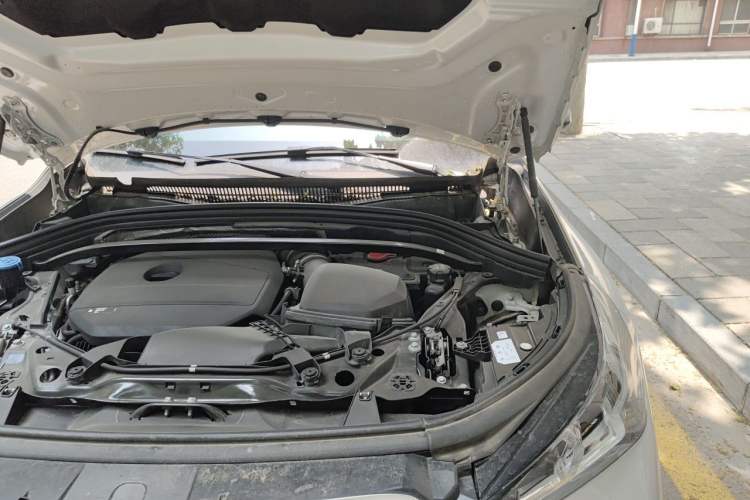 Used BMW X1 2024 xDrive25Li X Design Package Engine Bay Left
