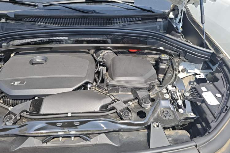 Used BMW X1 2024 sDrive25Li X Design Package Engine Bay Left
