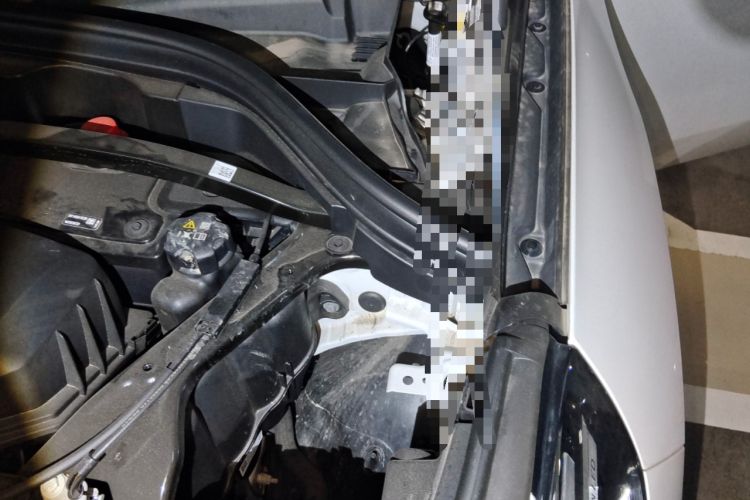 Used BMW X1 2024 sDrive25Li X Design Package Engine Bay Left