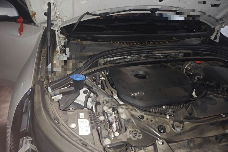 Used BMW X1 2024 sDrive20Li X Design Package Engine Bay Right