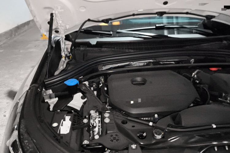 Used BMW X1 2024 sDrive25Li M Sport Package Engine Bay Right