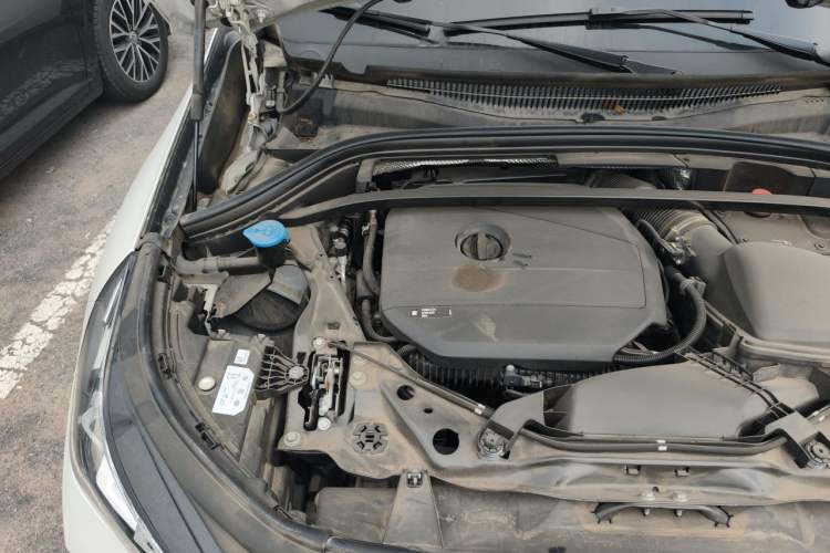 Used BMW X1 2024 sDrive25Li M Sport Package Engine Bay Right
